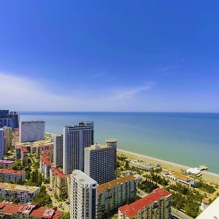 Luxury Beach Front Hotel Батумі Екстер'єр фото