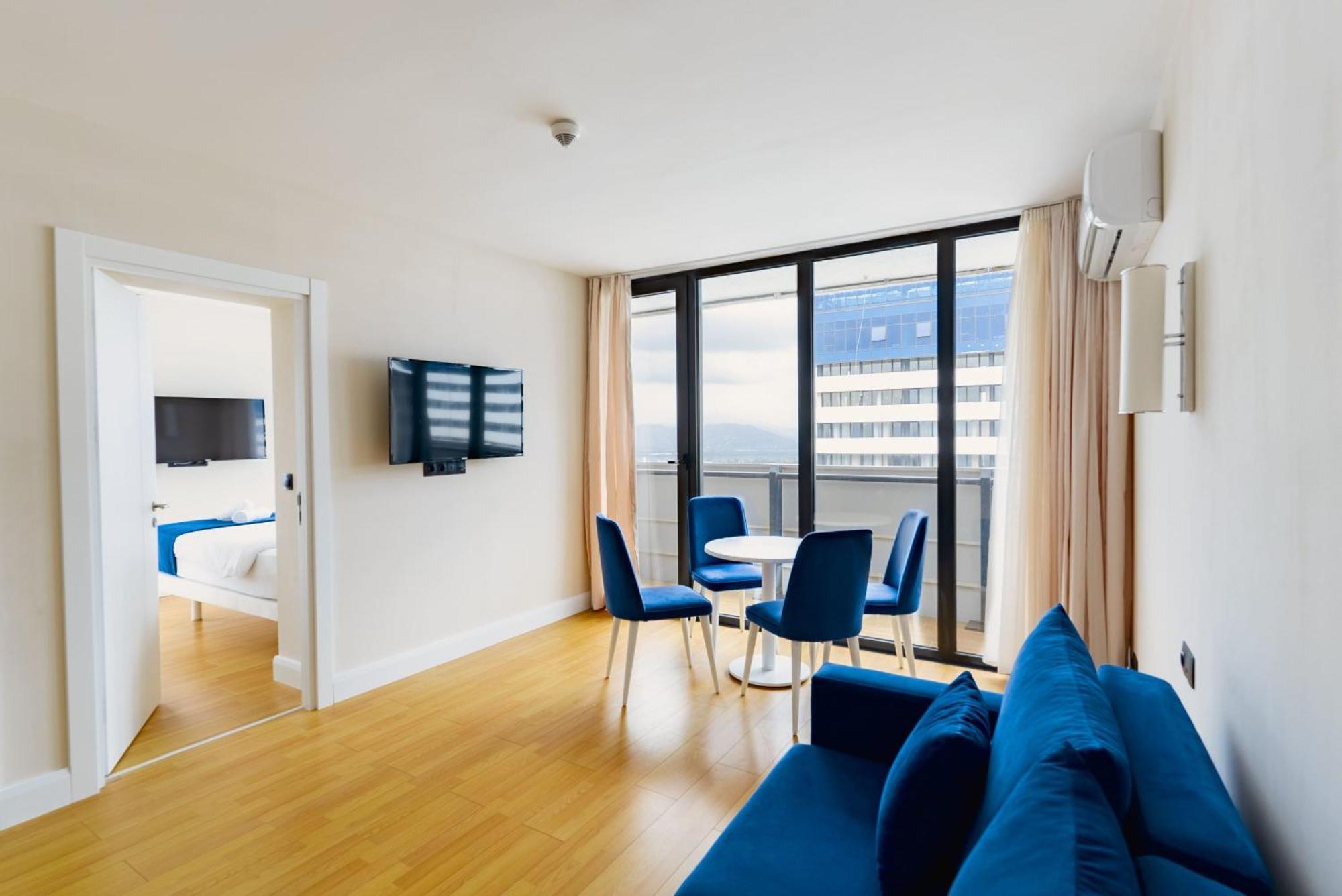 Luxury Beach Front Hotel Батумі Екстер'єр фото